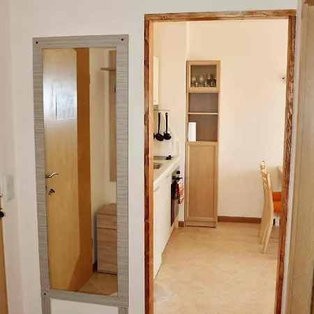 Royal Sun, - 1 Bedroom *