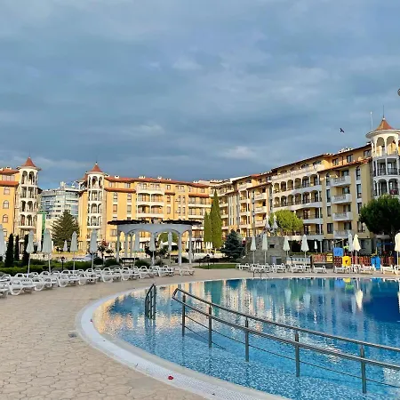 Royal Sun Holiday Complex *